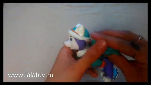 Эверест на скейте (рюкзачок открывается) смотреть онлайн