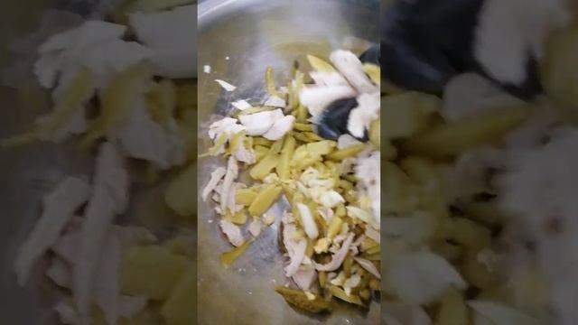 САЛАТ СТОЛИЧНЫЙ смотреть онлайн