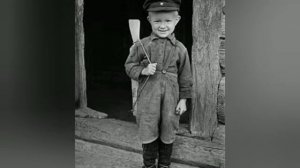 Майор привез мальчишку на лафете К. Симонов / читает Т.Н. Макаренко