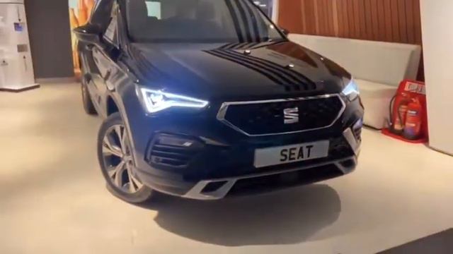 Seat Ateca Se Tech 1.5 Manual Black Magic смотреть онлайн