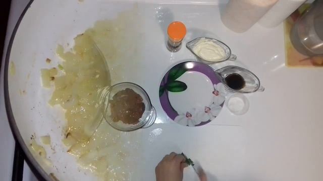 Куриная печень в сметане смотреть онлайн