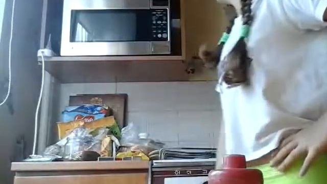 Как сварить ЛАПШУ в МИКРОВОЛНОВКЕ! смотреть онлайн