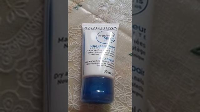 الكريم الطبيبي المعجرة يعالج و يرطب اليدين смотреть онлайн