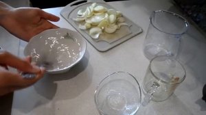 МАРИНАД ДЛЯ ЛУКА || БЫСТРЫЙ, ПРОСТОЙ И ОЧЕНЬ ВКУСНЫЙ РЕЦЕПТ ПРИГОТОВЛЕНИЯ МАРИНОВАНОГО ЛУКА