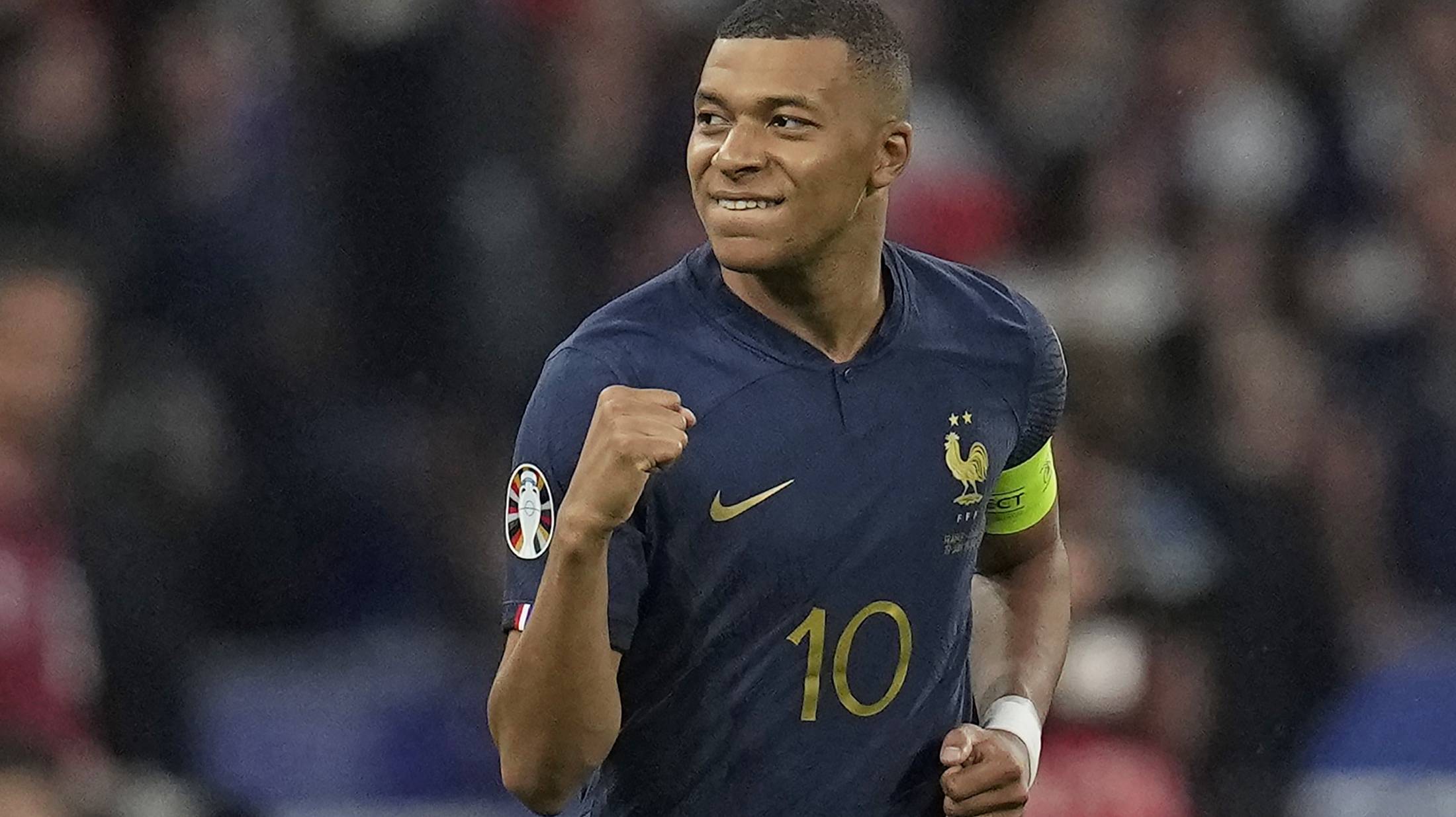 Самые сумасшедшие голы Килиана Мбаппе смотреть онлайн