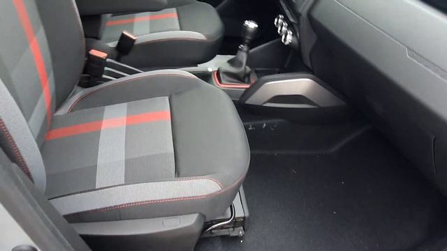 DAICA DUSTER "Techroad" 1.5 Blue dCi 115cv 4x2 смотреть онлайн
