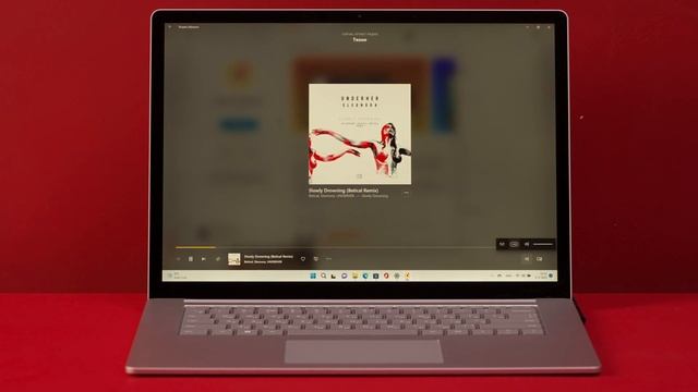 Обзор Microsoft Surface Laptop 5 с диагональю 15 дюймов смотреть онлайн