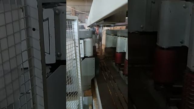 Многошпиндельный фрезерно - шлифовальный станок проводного типа Pade смотреть онлайн