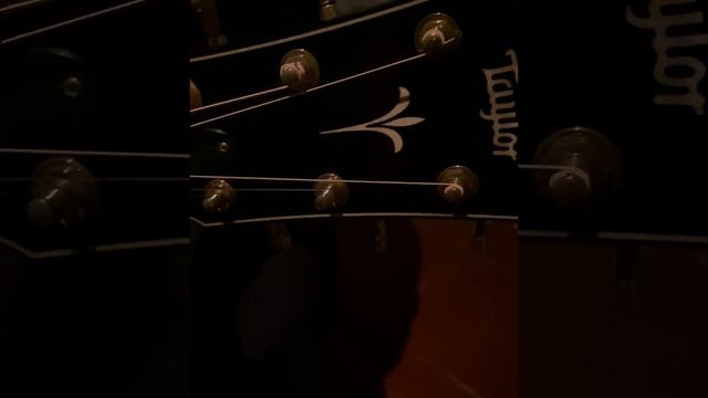Mad World fingerstyle Guitar cover - Daniele Vaccaro смотреть онлайн