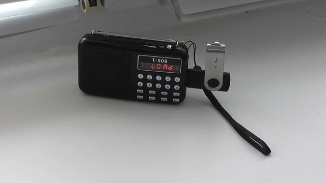 Mini Portable LCD Digital FM Radio Speaker USB Micro SD (TF) Card Mp3 Music Player смотреть онлайн