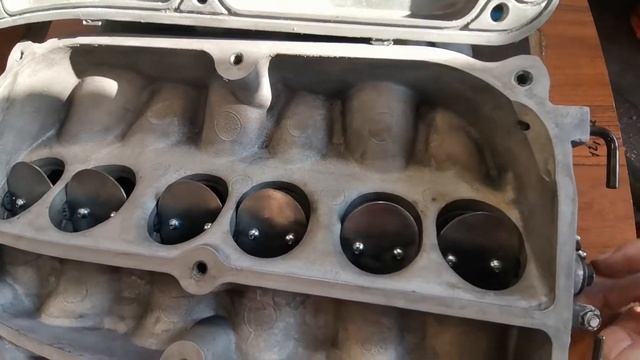 Вращение оси заслонок впускного коллектора двигателя G6EA после подгонки и установки ремкомплекта смотреть онлайн