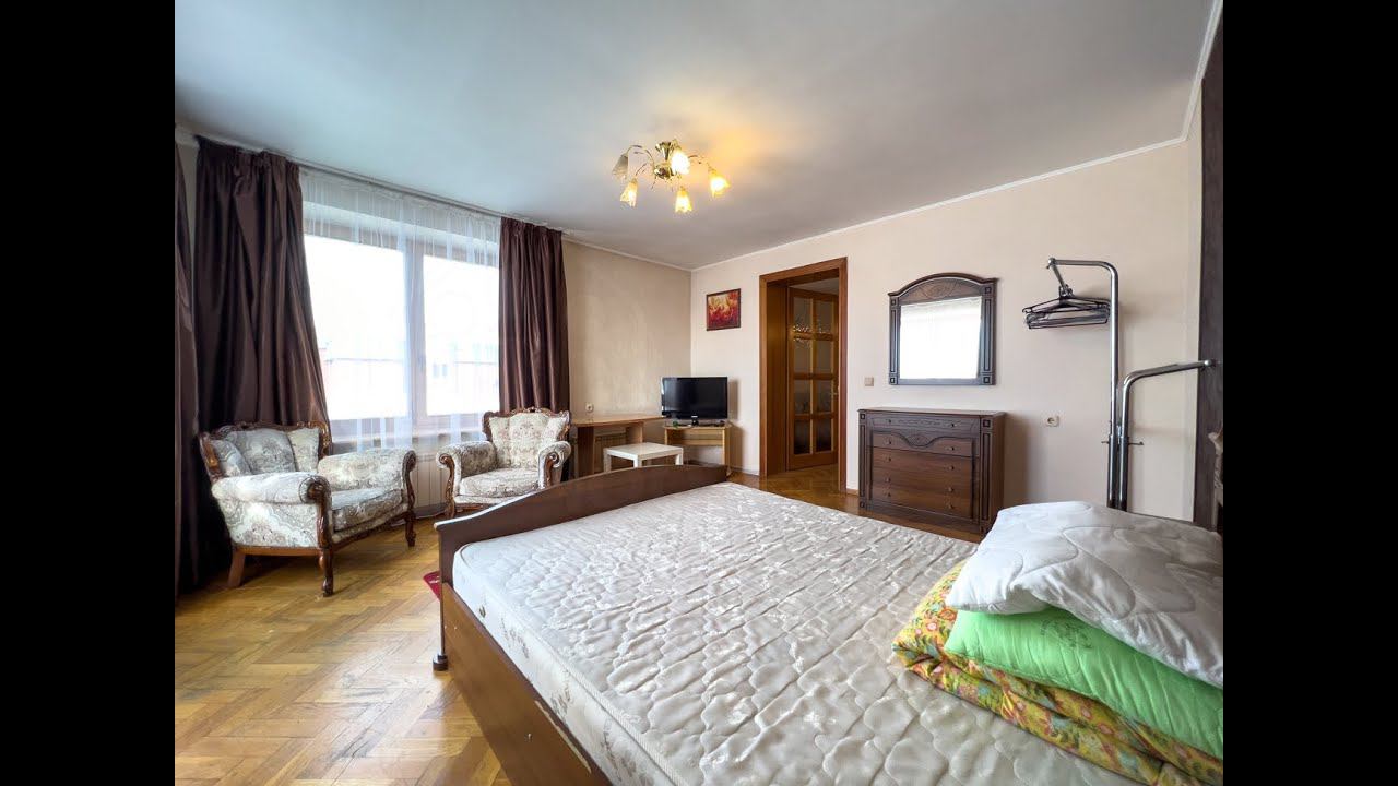 Видео-обзор необычной 2-уровневой квартиры на первой линии: ул. Дальневосточная, 142 (продажа) смотреть онлайн