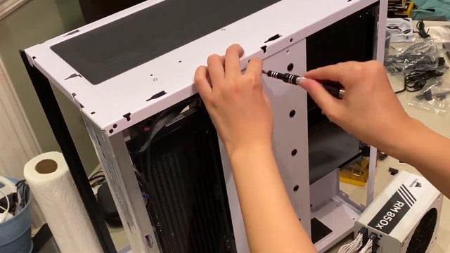 Building My First PC w/ Final Results - 2080 Ti XTREME WATERFORCE, Ryzen 9 3900X 12-Core, Full RGB смотреть онлайн