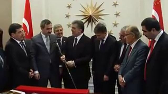 Vedat Demiröz ve Bitlis İl Heyeti Çankaya Köşkünde 18.01.2012 смотреть онлайн