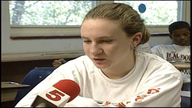 1997: St. Louis children react to Princess Diana's death смотреть онлайн