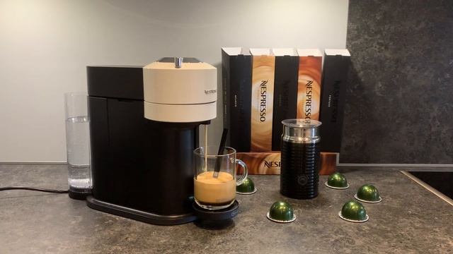 Vertuo Next Nespresso - Kaffeezubereitung смотреть онлайн