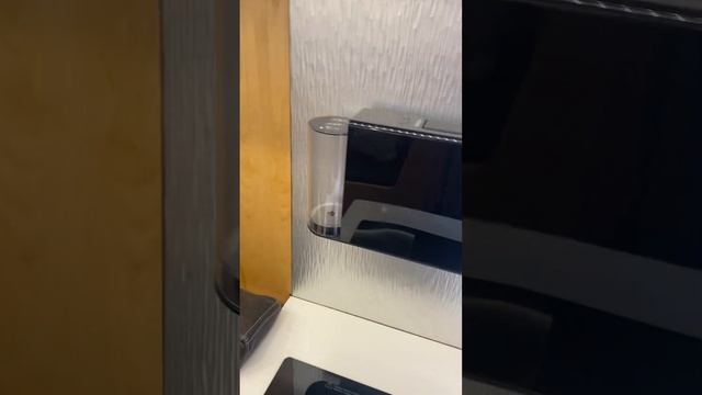 Earthroamer LTi 68 Walk Through