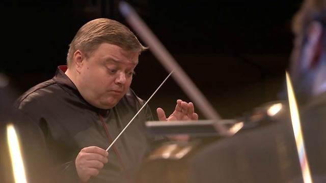 Tchaïkovski : Le Lac des cygnes, suite d'orchestre (Orchestre philharmonique de Radio France) смотреть онлайн