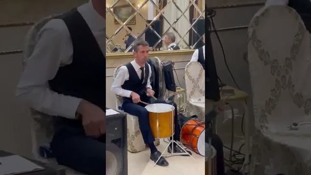 Максудов Автандил. Ансамбль Гюлистан .89640208131вацап смотреть онлайн