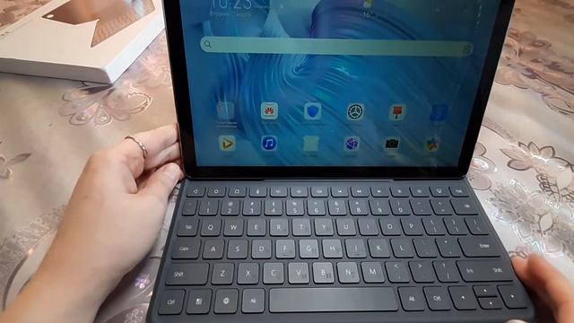 Клавиатура для планшета Huawei MediaPad M6 10,8" мини обзорчик смотреть онлайн