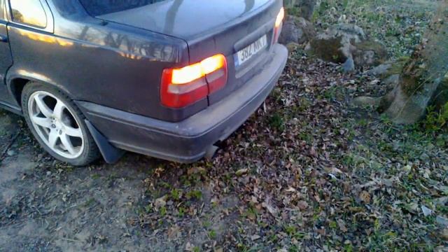 Volvo S70 T5 exhaust sound смотреть онлайн