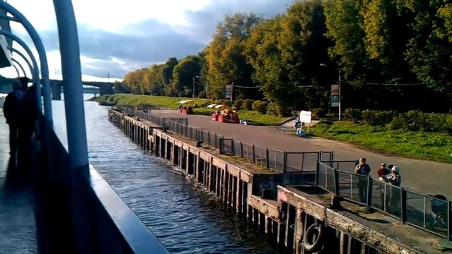 Отходим от причала в Твери смотреть онлайн