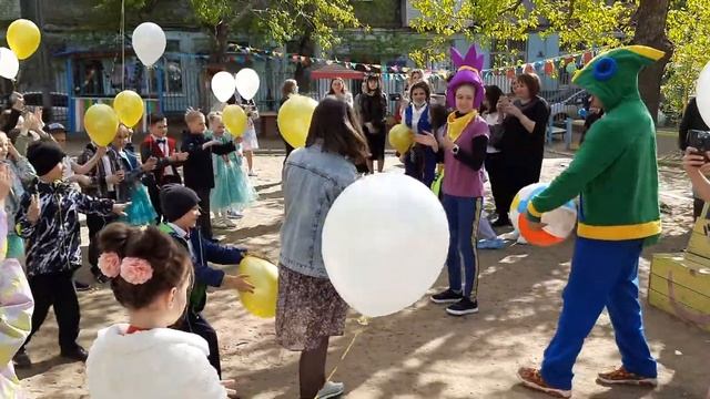 Выпускной в садике!!!!! Аниматоры!!!! 1 Часть!!!! В ДОУ № 20 г.Чита 28.05. 2021. Прощай Садик!!! смотреть онлайн