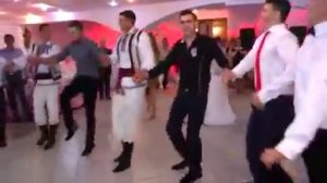 Зажигательный танец на молдавской свадьбе Moldavian wedding