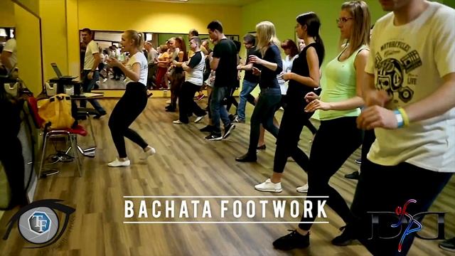Bachata Footwork Dolce Dance - Romeo Santos El Chaval de la bachata смотреть онлайн
