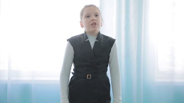 437 Кугаевская Диана г Абинск Жужжащие стихи смотреть онлайн