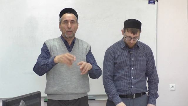 Сурдоперевод тафсира суры «Аль-Кари`а» (Великое бедствие) смотреть онлайн