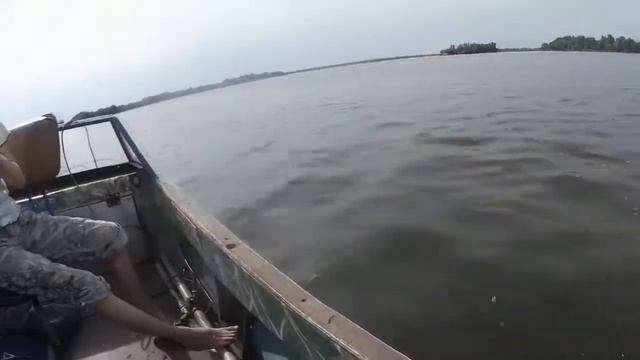 Рыбалка с папой. Первые судаки в жизни пойманные мной. смотреть онлайн