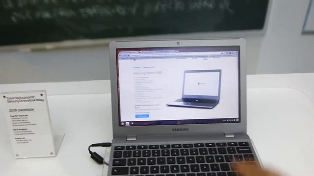 Samsung Series 5 550 Chromebook Hands On смотреть онлайн