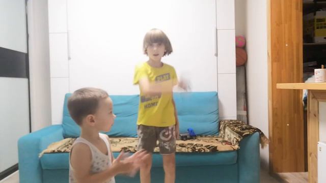 Танцуют все песни Lady Gaga ( just dance 2024 смотреть онлайн