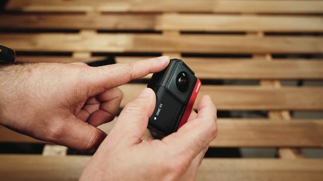 This is a amazing 2 in 1 Modular Action Camera 4K and 360 - Insta360 ONE RS Twin Edition смотреть онлайн