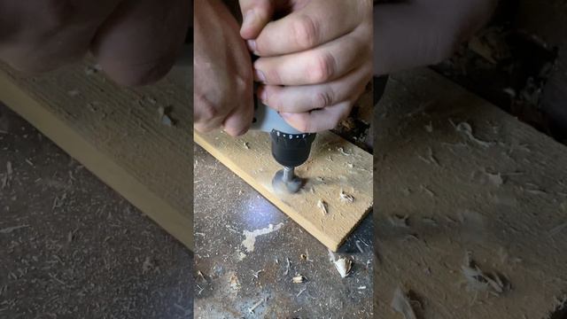 Как установить мебельную петлю. Сверло Форстнера. смотреть онлайн