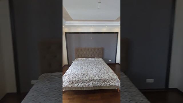 Продаётся 3-комнатная квартира -распашонка 120 кв. метров в городе-курорте Анапа смотреть онлайн