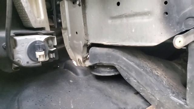 I got in a car accident... and I'm going to fix my car myself смотреть онлайн