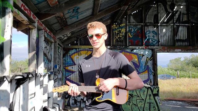 Do I Wanna Know - (Arctic Monkeys) Ukulele Cover смотреть онлайн