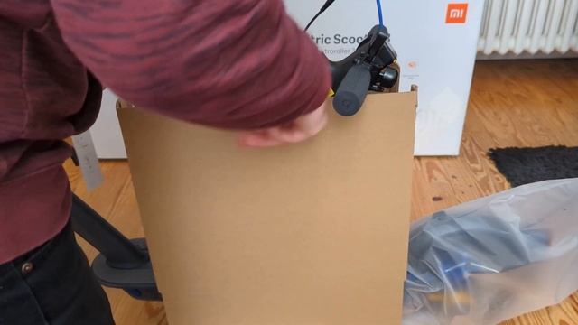 Techrock #6 | Xiaomi Scooter 3 | Ehrenwertes Unboxing & Zusammenbau смотреть онлайн