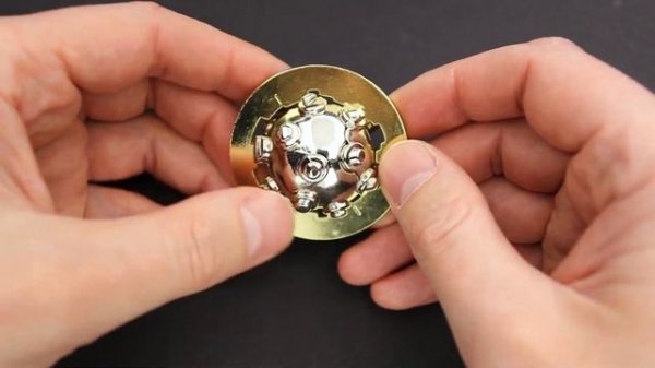 Solving brand new Hanayama Cast Planet puzzle