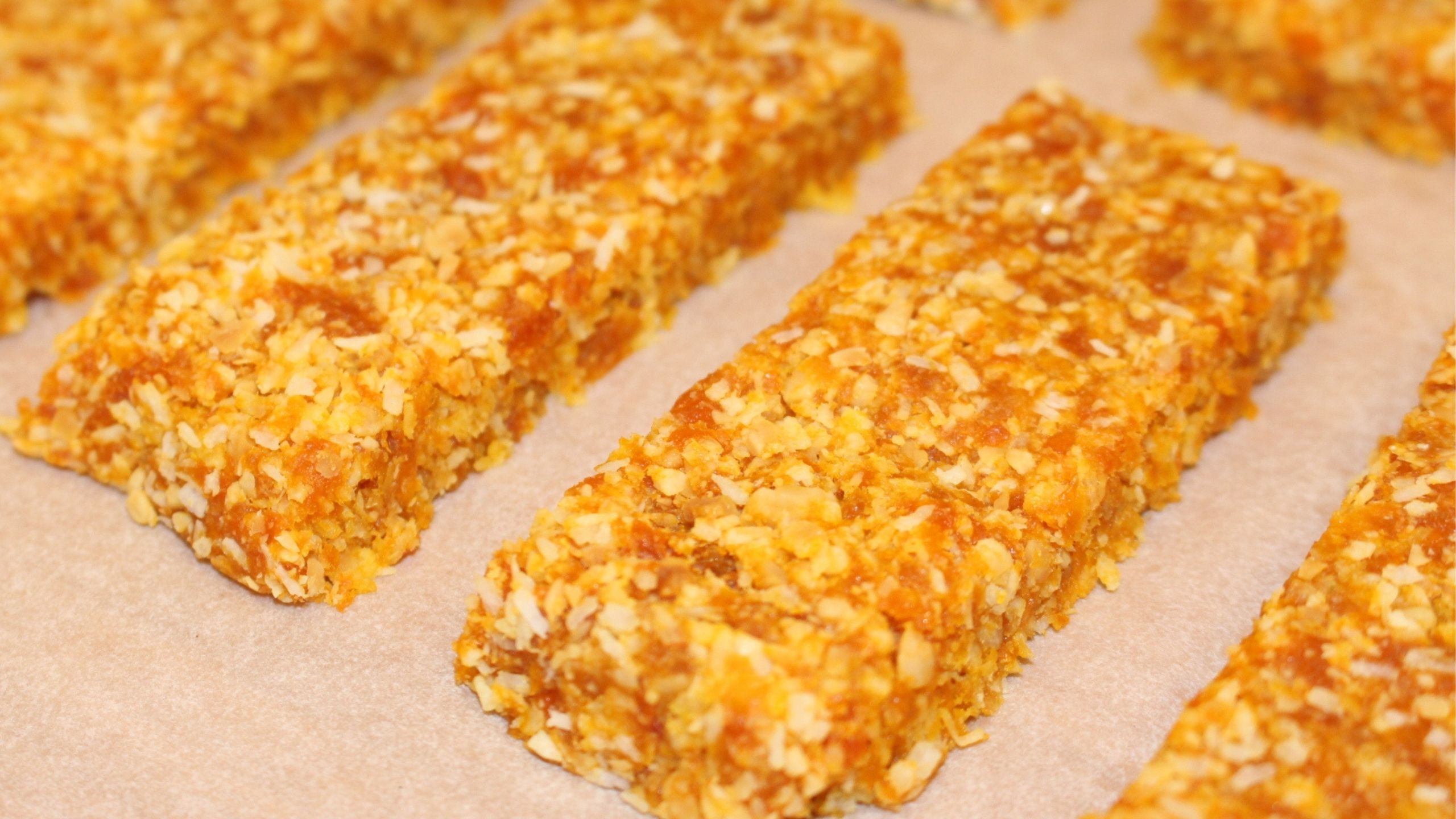 ЭНЕРГЕТИЧЕСКИЕ БАТОНЧИКИ ИЗ ТРЕХ ИНГРЕДИЕНТОВ ☆ СЫТНЫЙ И ПОЛЕЗНЫЙ ПЕРЕКУС смотреть онлайн