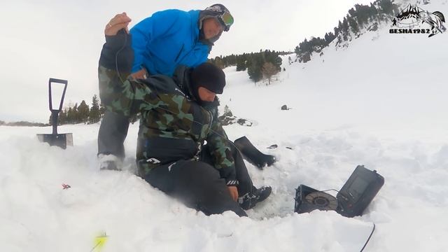 Рыбалка пошла не по плану/Нашли таежную избу и остались ночевать, а утром.../Опасная экспедиция #2 смотреть онлайн