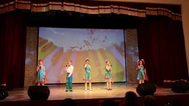 Веселая песенка