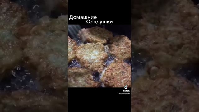 Оладьи из кабачков смотреть онлайн