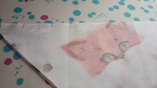 Как сшить слюнявчик бандану из хлопка. Нагрудник своими руками смотреть онлайн