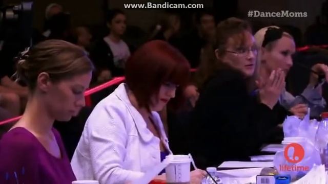 Dance Moms - Chloe and Kendall - Chasing Answers смотреть онлайн