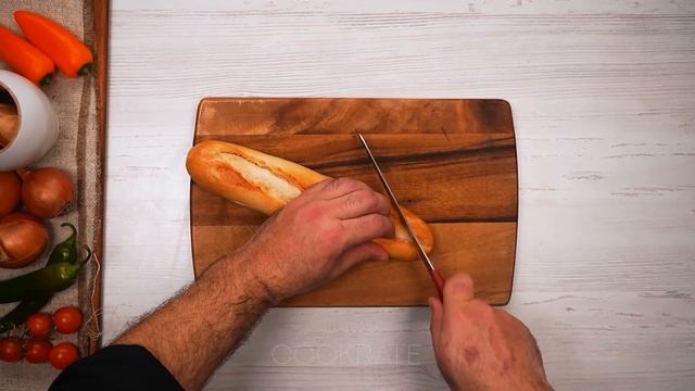 Не выбрасывайте черствый хлеб! Приготовьте из него супер запеканку, в духовке смотреть онлайн