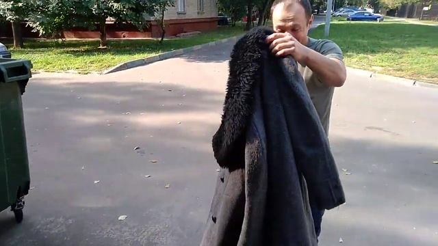 Примеряю вещи с Московской помойки смотреть онлайн