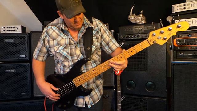 USA G&L L5500 - EMG DC40 - Andy Irvine смотреть онлайн